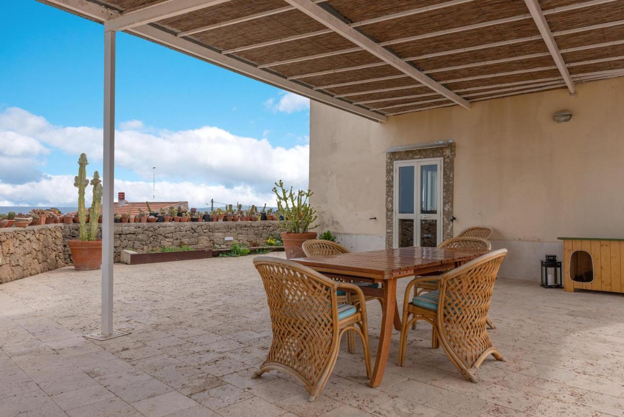 Casale Dei Cactus Villa Noto Luaran gambar